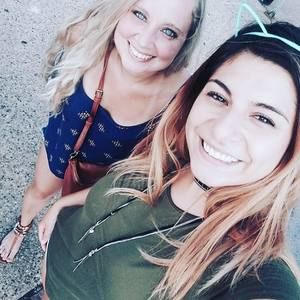 Meet your Posher, Carrie